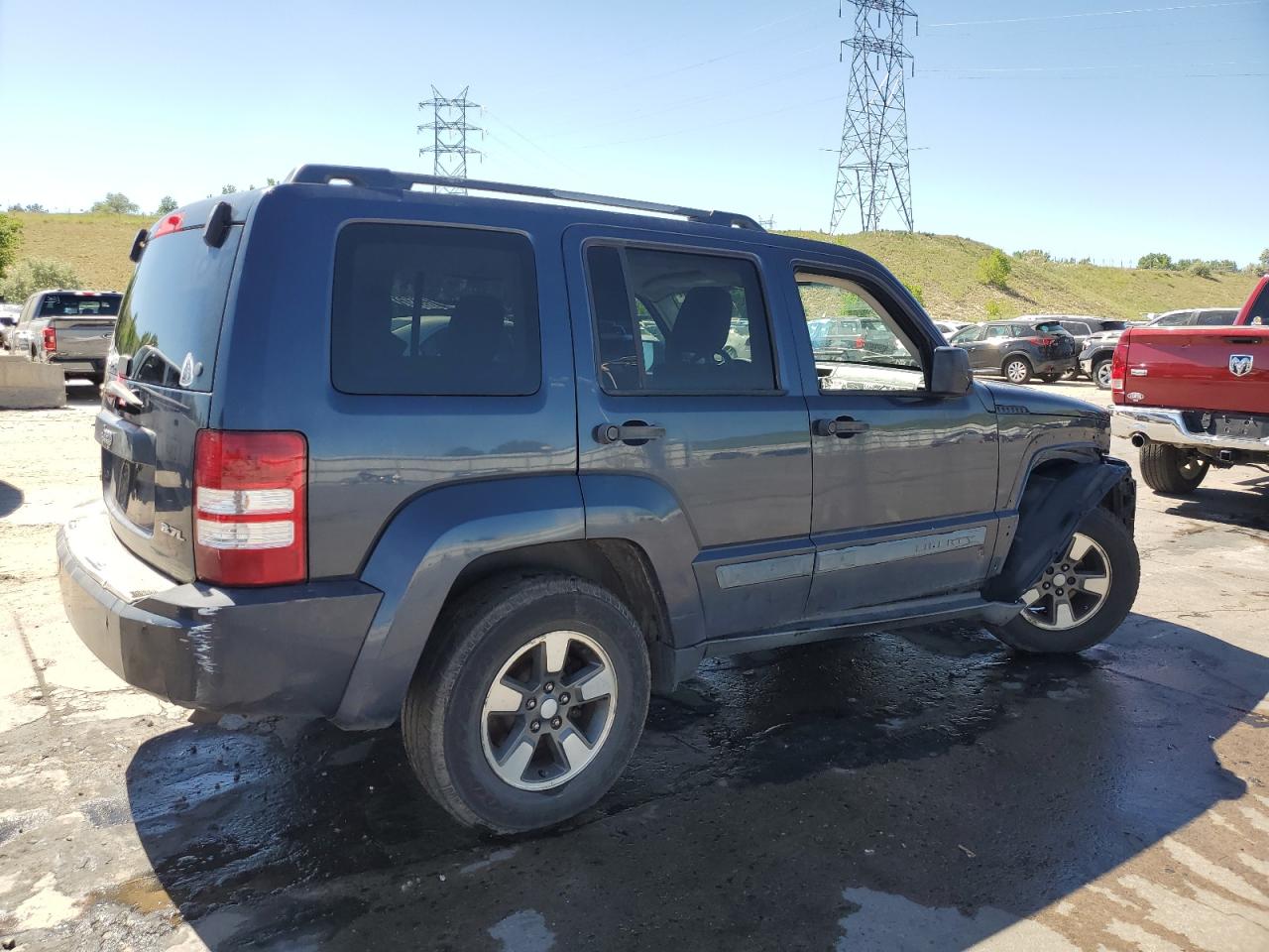 1J8GN28K08W125938 2008 Jeep Liberty Sport