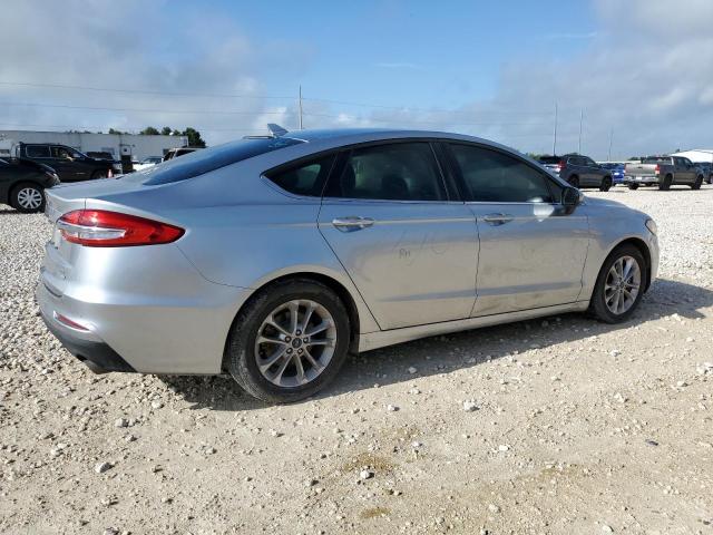 3FA6P0HD4LR148062 Ford Fusion SE 3