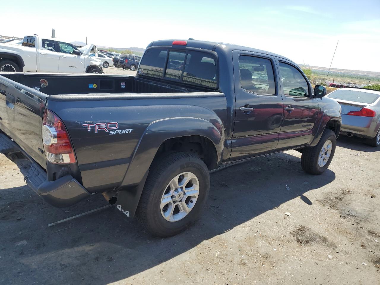 3TMLU4EN8BM058645 2011 Toyota Tacoma Double Cab