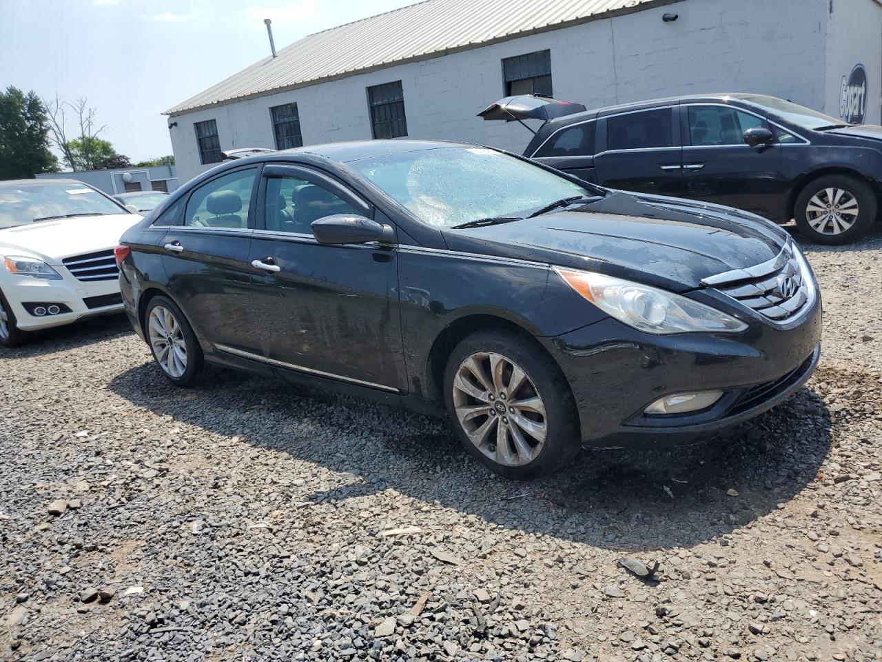 5NPEC4AC8BH068047 2011 Hyundai Sonata Se