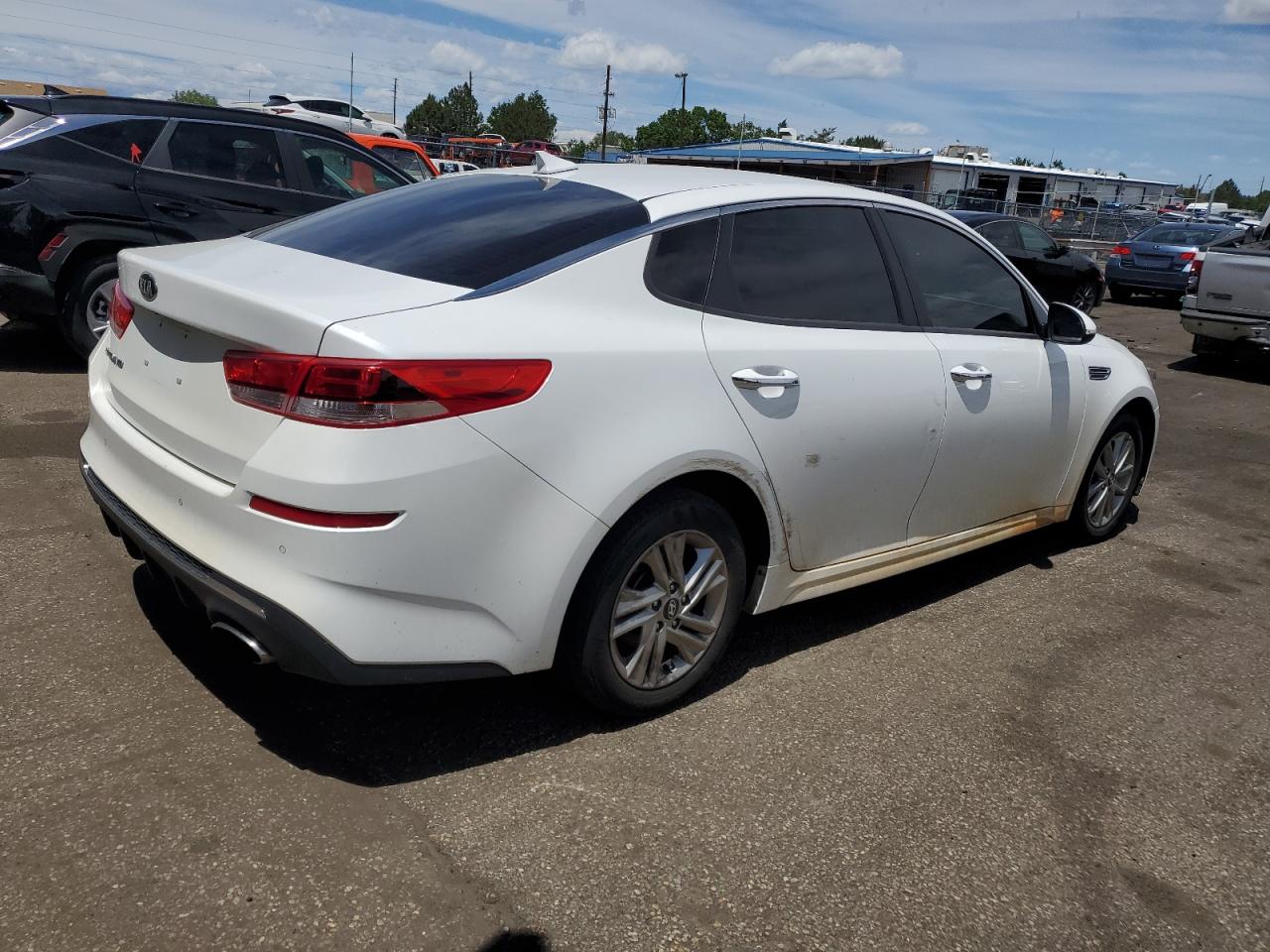 2020 Kia Optima Lx vin: 5XXGT4L37LG388740