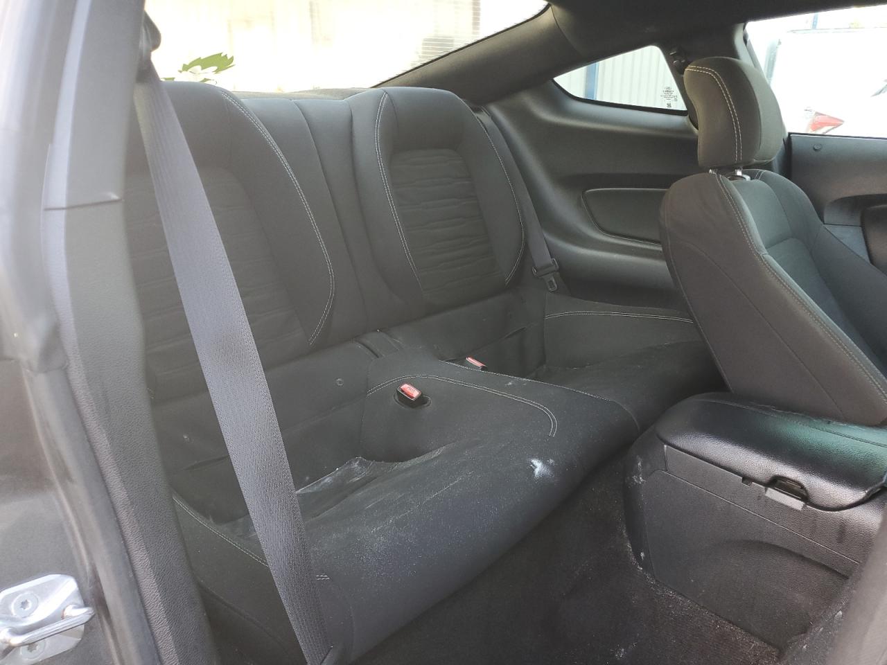 1FA6P8TH8F5433265 2015 Ford Mustang