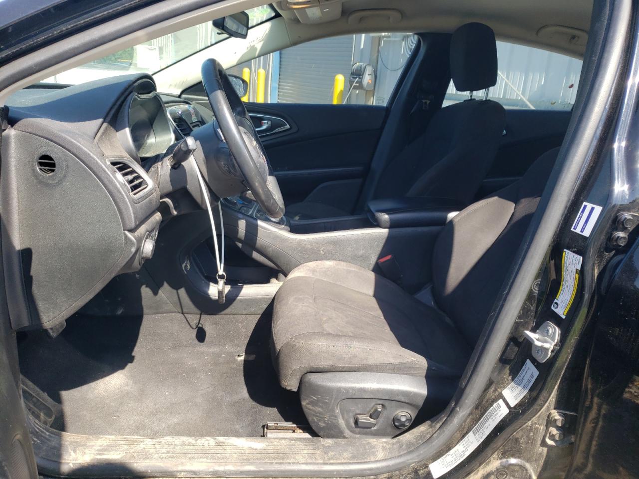 1C3CCCAB1FN651417 2015 Chrysler 200 Limited