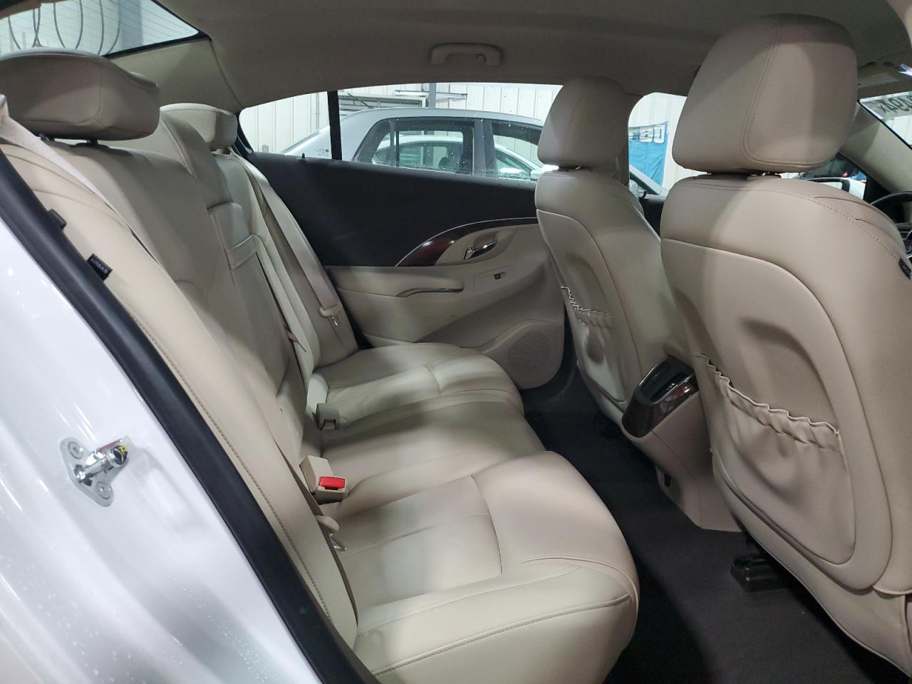 1G4GB5G33FF331131 2015 Buick Lacrosse