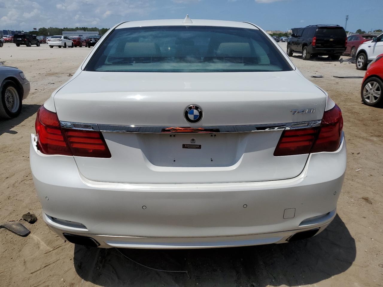 2013 BMW 740 I vin: WBAYA6C54DC994910