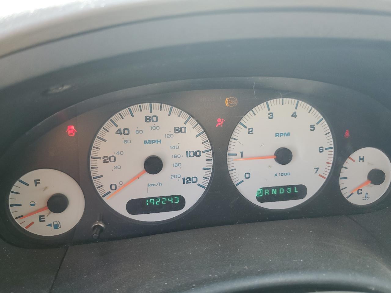 2B8GP54LX2R618250 2002 Dodge Grand Caravan Es