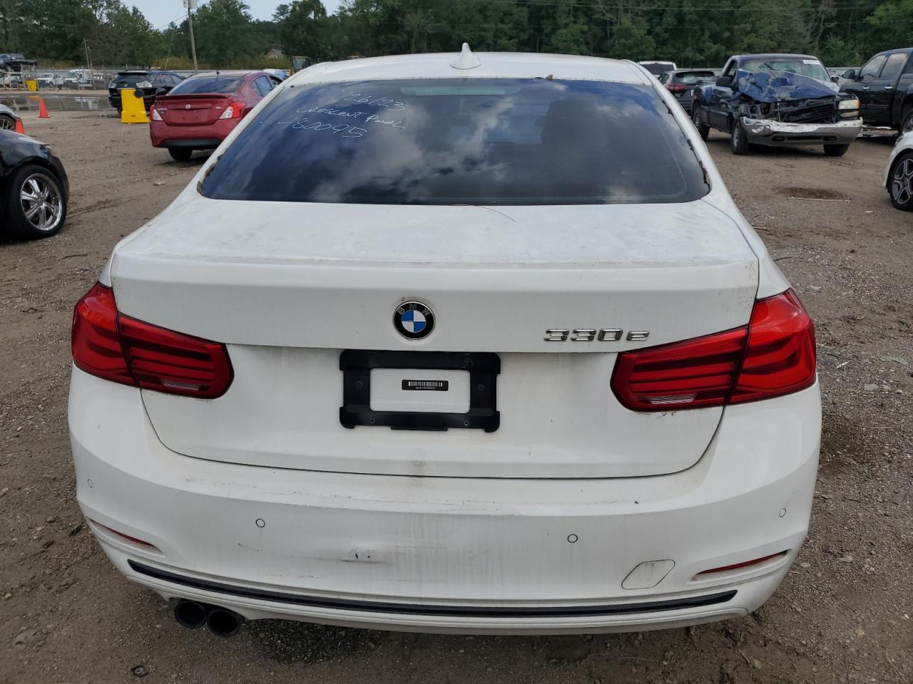 WBA8E1C5XHK480093 2017 BMW 330E