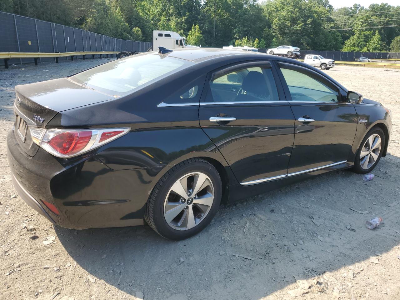 2012 Hyundai Sonata Hybrid vin: KMHEC4A46CA028885