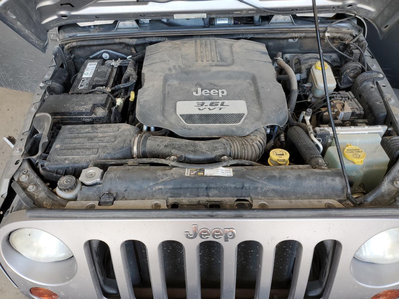 1C4BJWDGXDL640351 2013 Jeep Wrangler Unlimited Sport