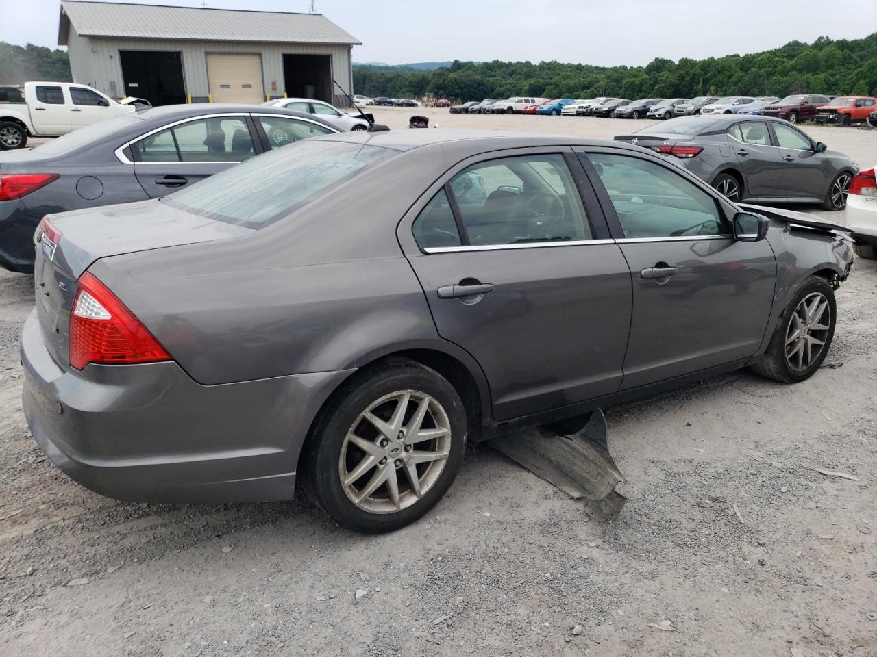 3FAHP0JA1BR177753 2011 Ford Fusion Sel