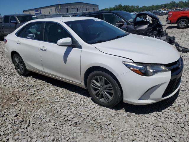 Vin: 4t1bf1fkxhu365825, lot: 56020384, toyota camry le 20174