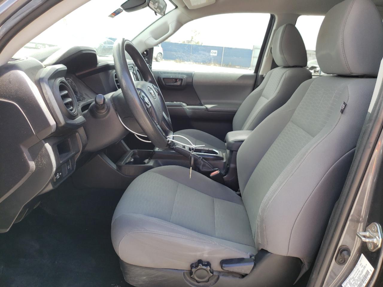 5TFAX5GN5KX147942 2019 Toyota Tacoma Double Cab