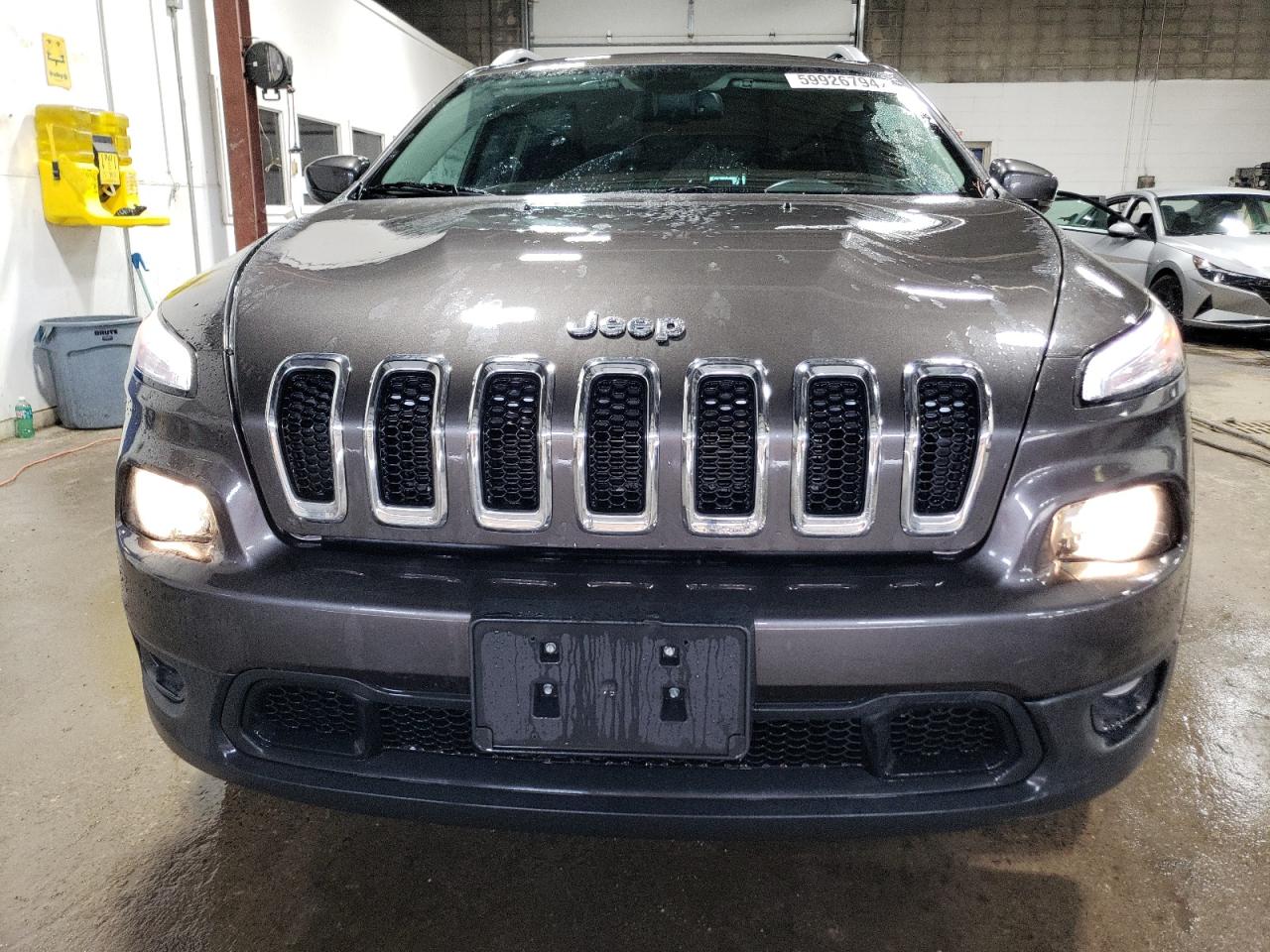 DPSMN175044 2016 Jeep Cherokee L