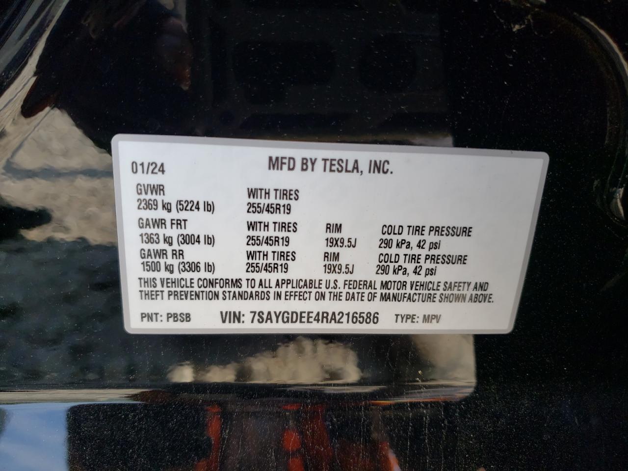 7SAYGDEE4RA216586 2024 Tesla Model Y