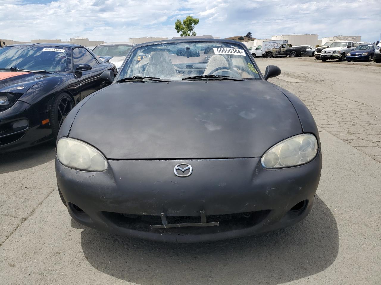 JM1NB353020222187 2002 Mazda Mx-5 Miata Base