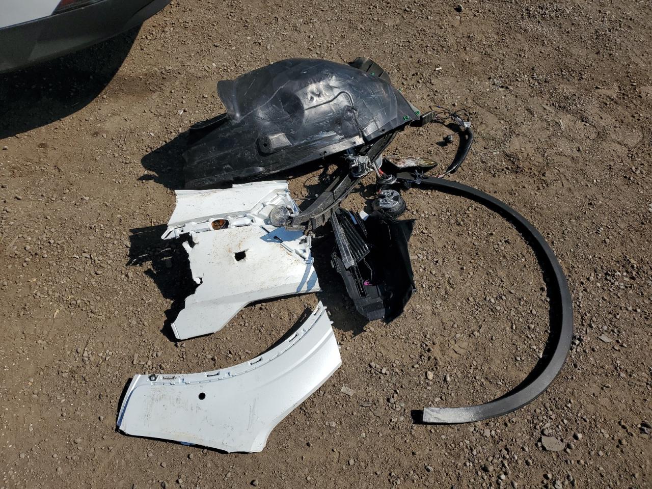 YSMFD3KAXRL239674 2024 Polestar 2