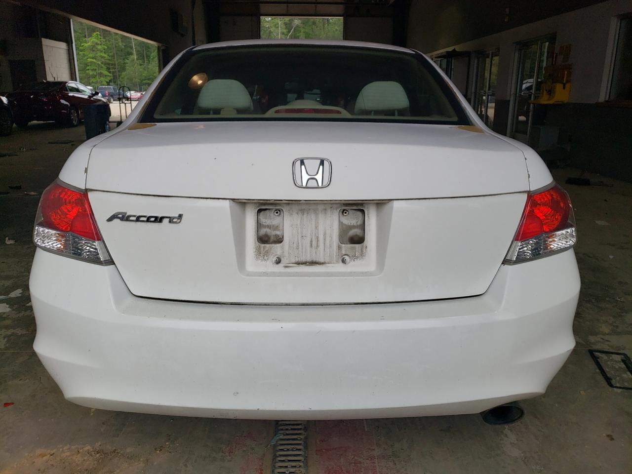 1HGCP2F45AA191751 2010 Honda Accord Lxp