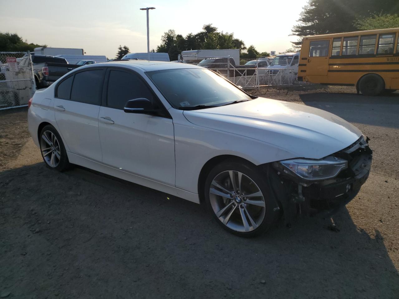 2013 BMW 335 Xi vin: WBA3B9C5XDJ899353