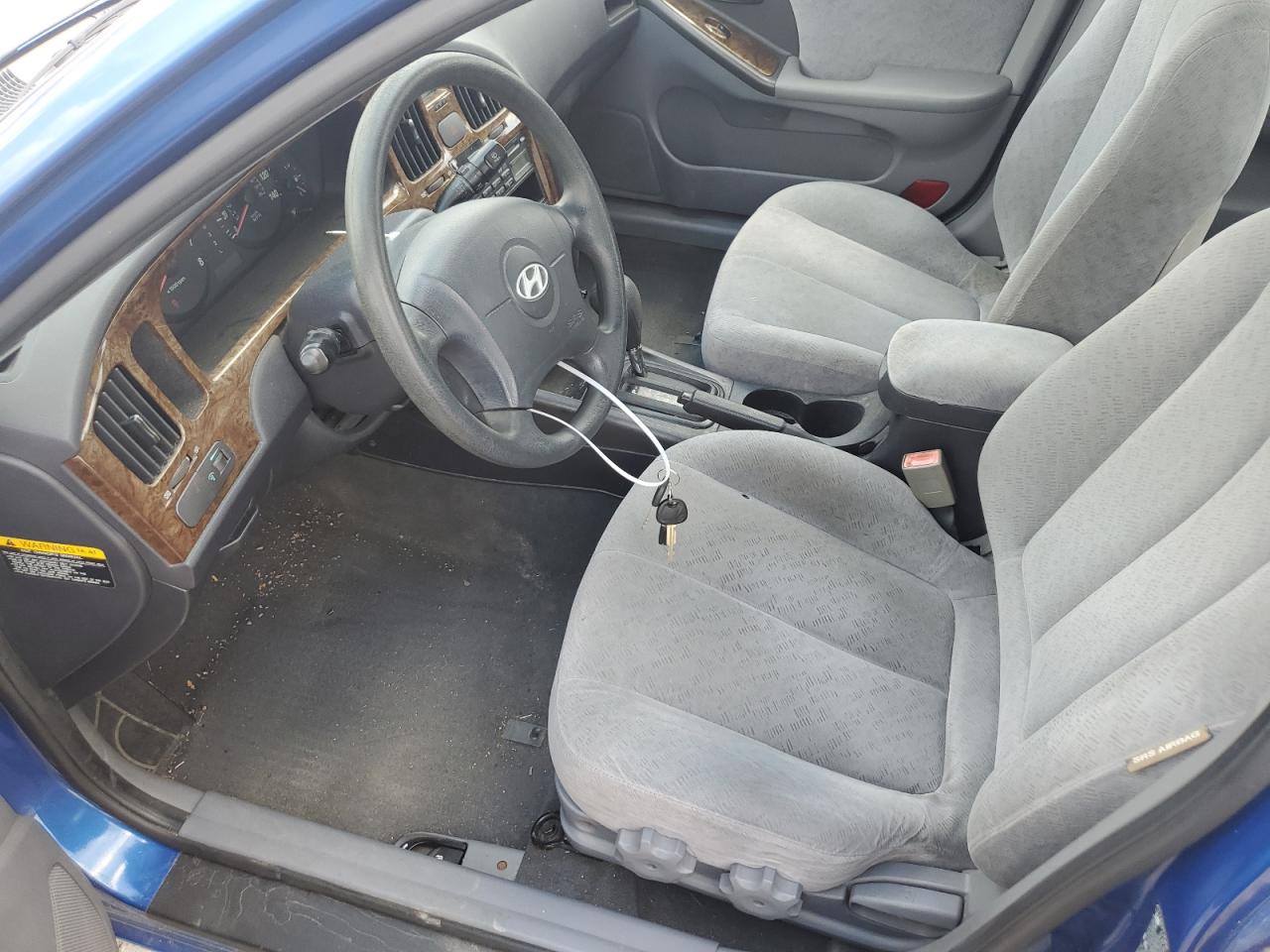 KMHDN46DX5U094677 2005 Hyundai Elantra Gls
