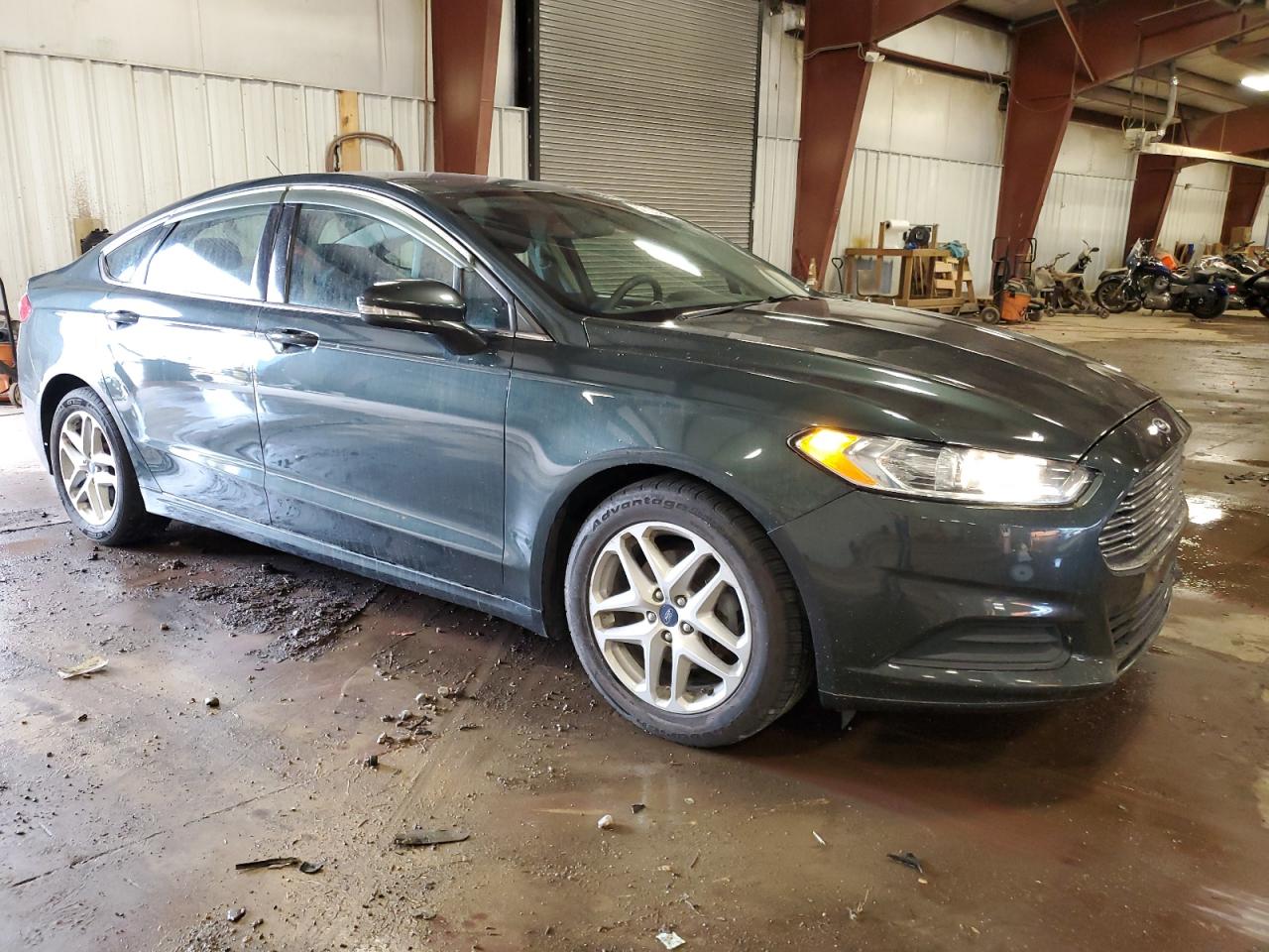 1FA6P0H73G5111085 2016 Ford Fusion Se