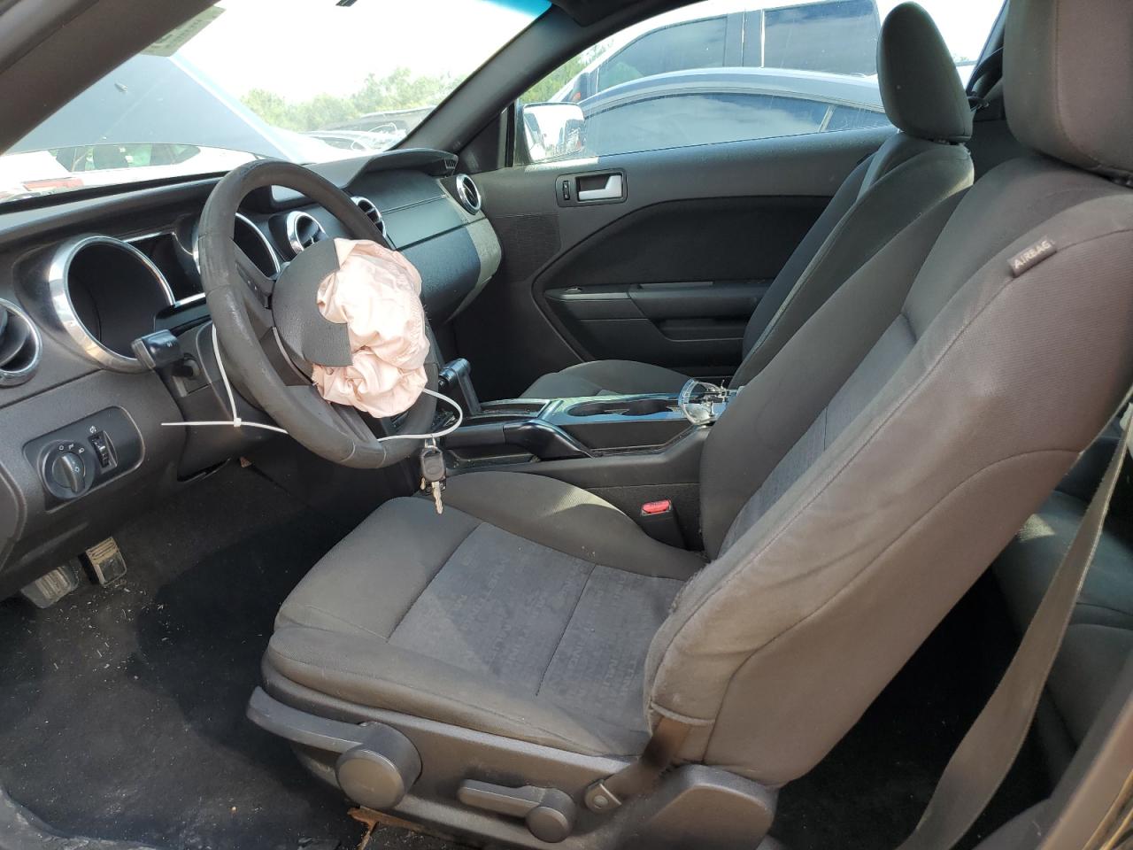 1ZVHT80N385112100 2008 Ford Mustang