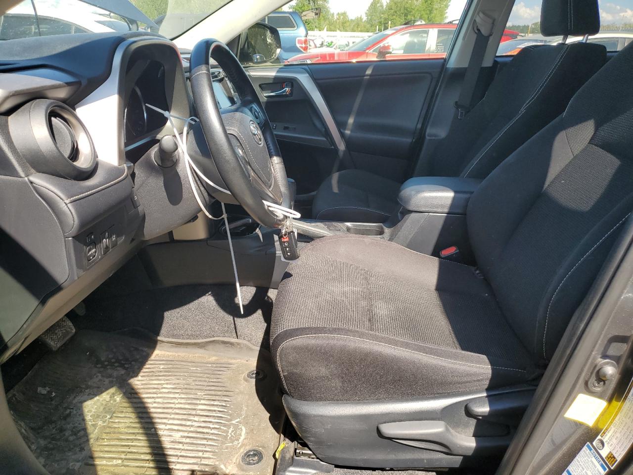 JTMRJREV7HD133520 2017 Toyota Rav4 Hv Le