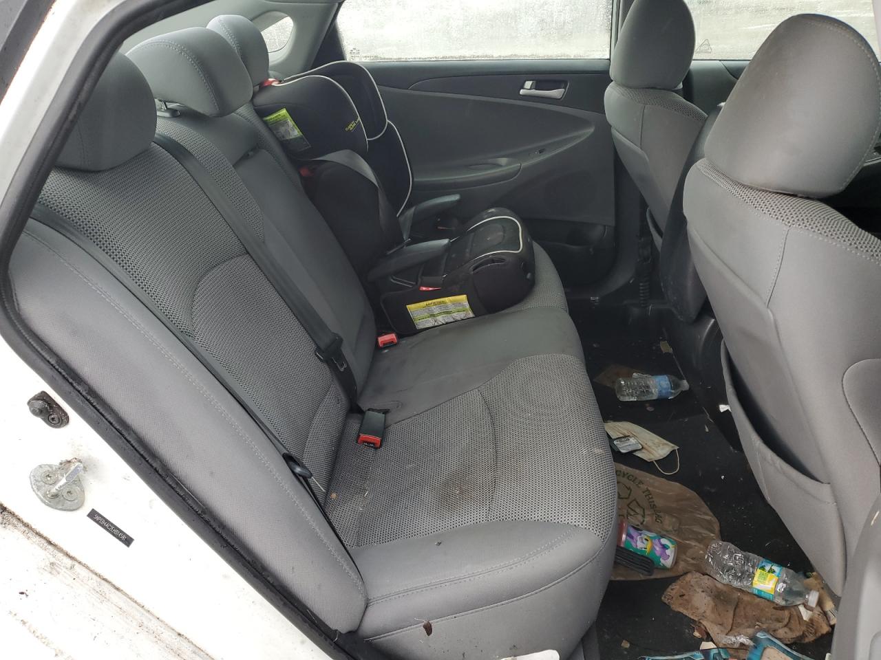 5NPEB4AC2EH814581 2014 Hyundai Sonata Gls