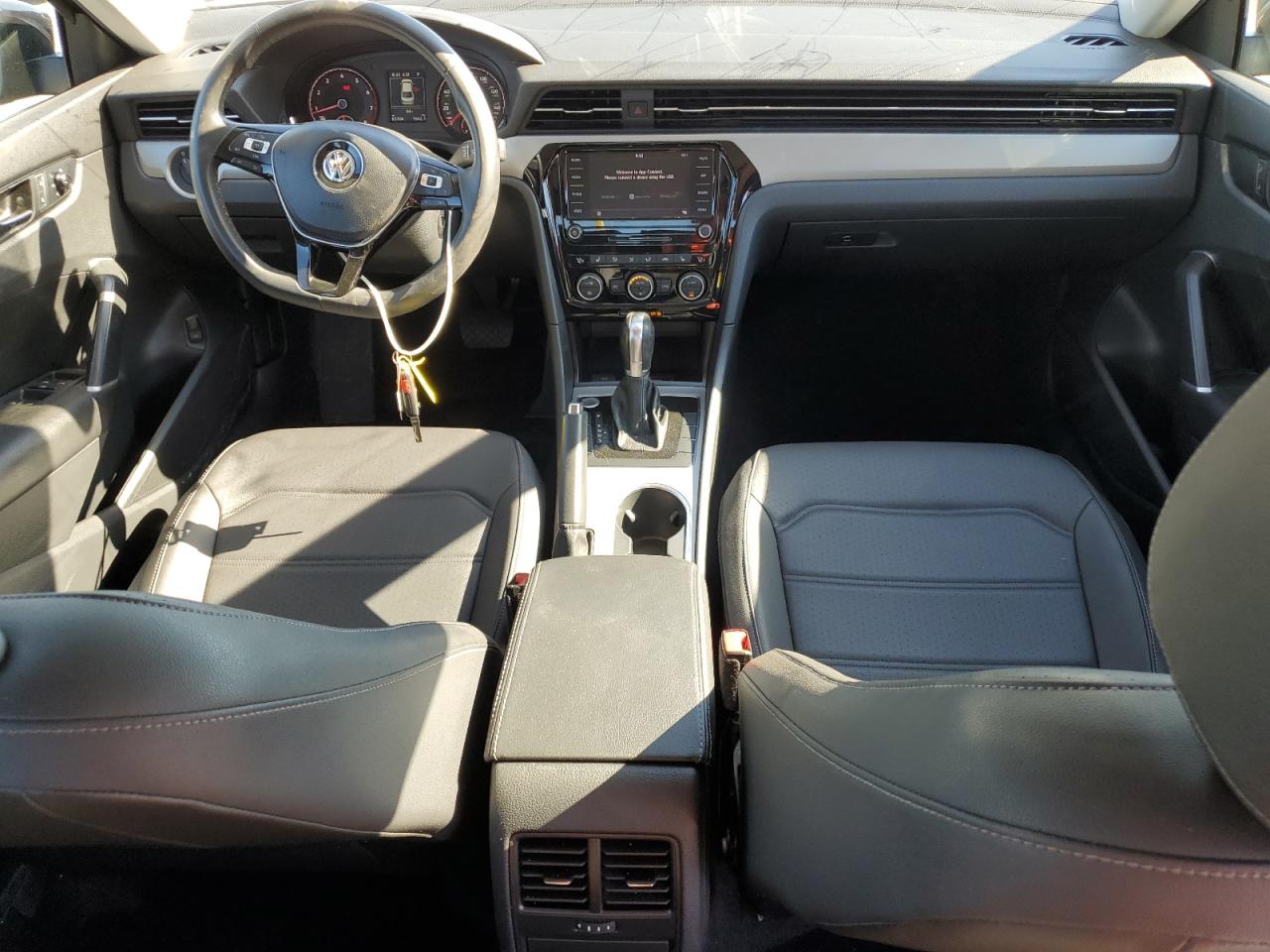 1VWSA7A3XMC005568 2021 Volkswagen Passat Se