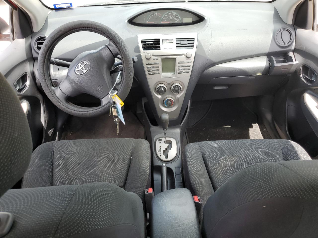 JTDBT903291339333 2009 Toyota Yaris