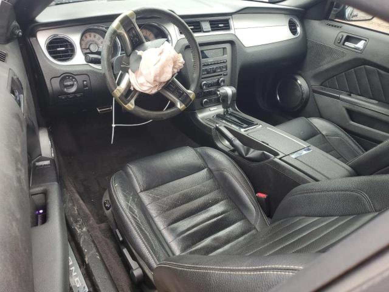 1ZVBP8AM1B5125211 2011 Ford Mustang