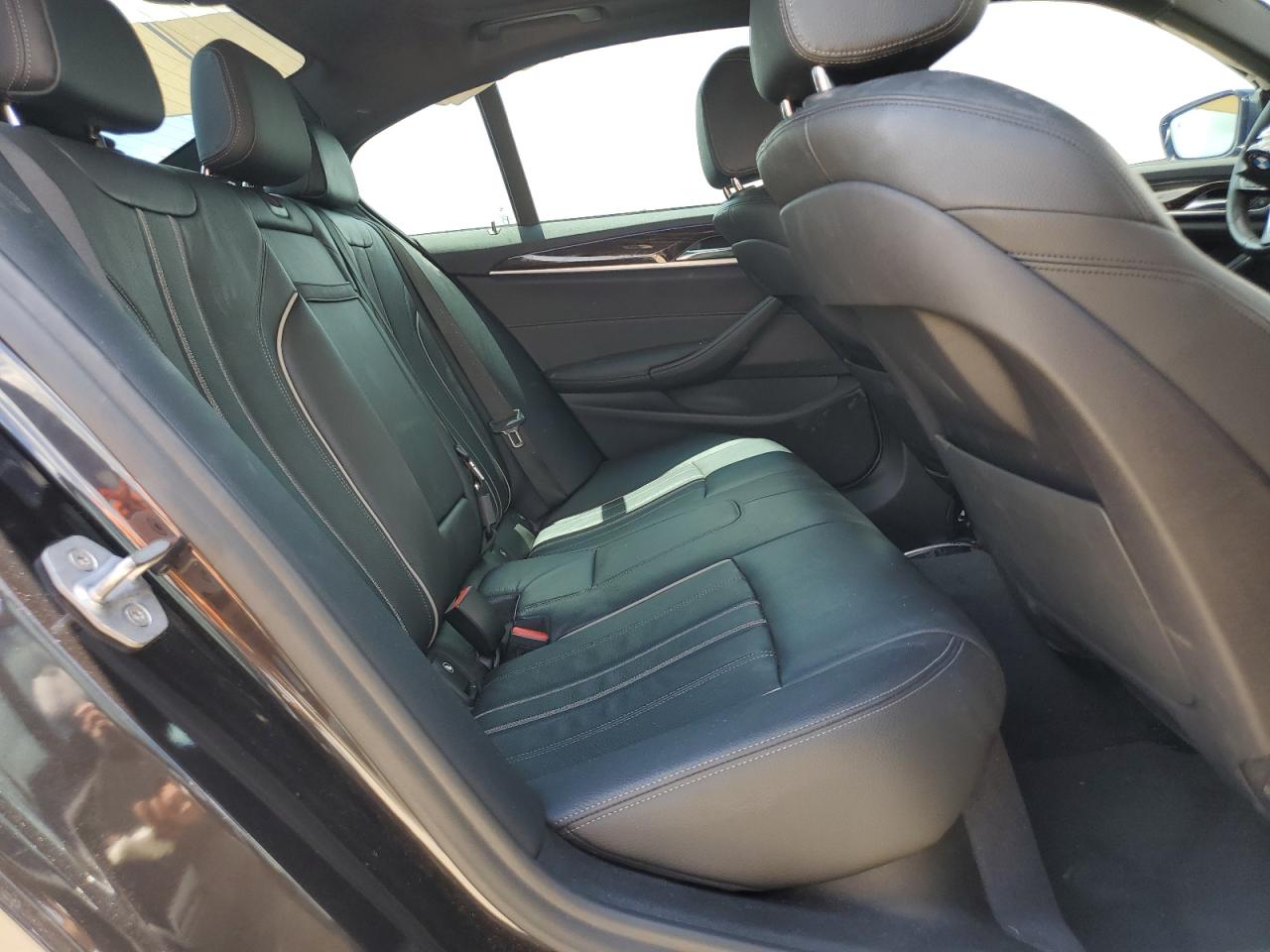 WBAJA5C55JWA38666 2018 BMW 530 I