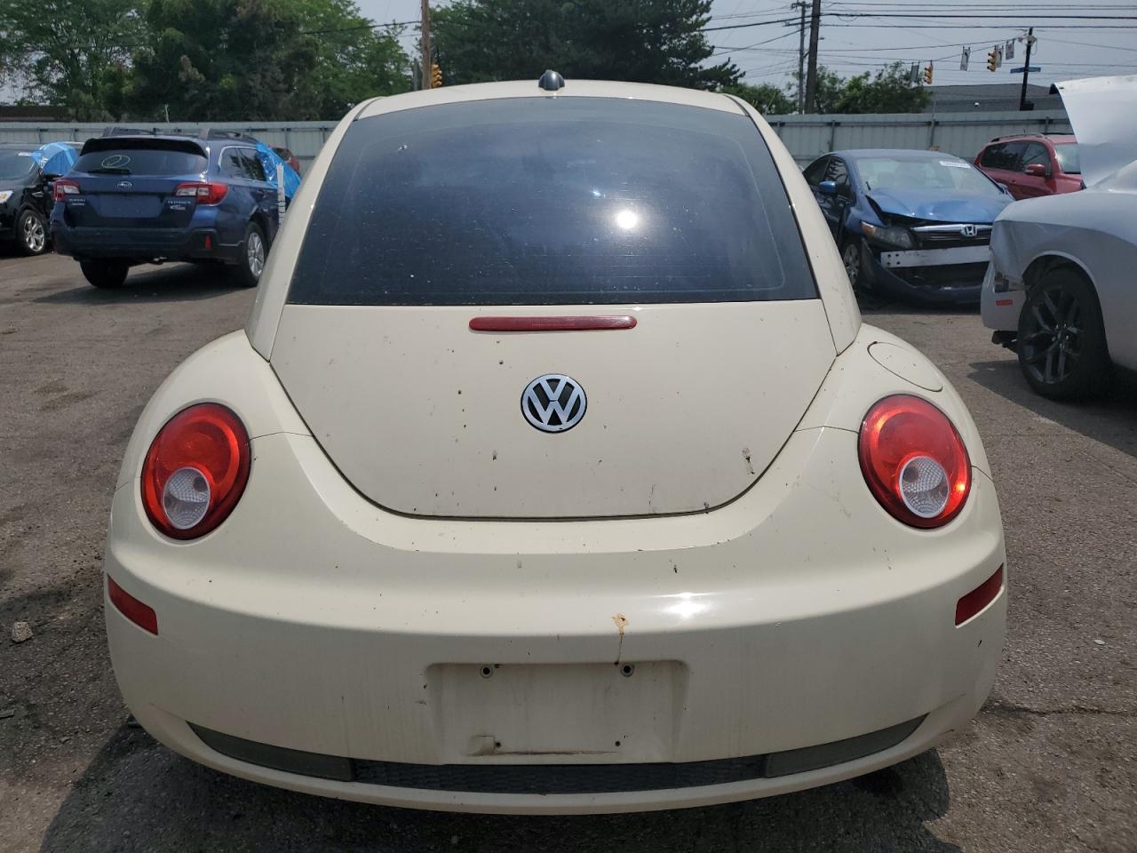 3VWRW31C08M520723 2008 Volkswagen New Beetle S