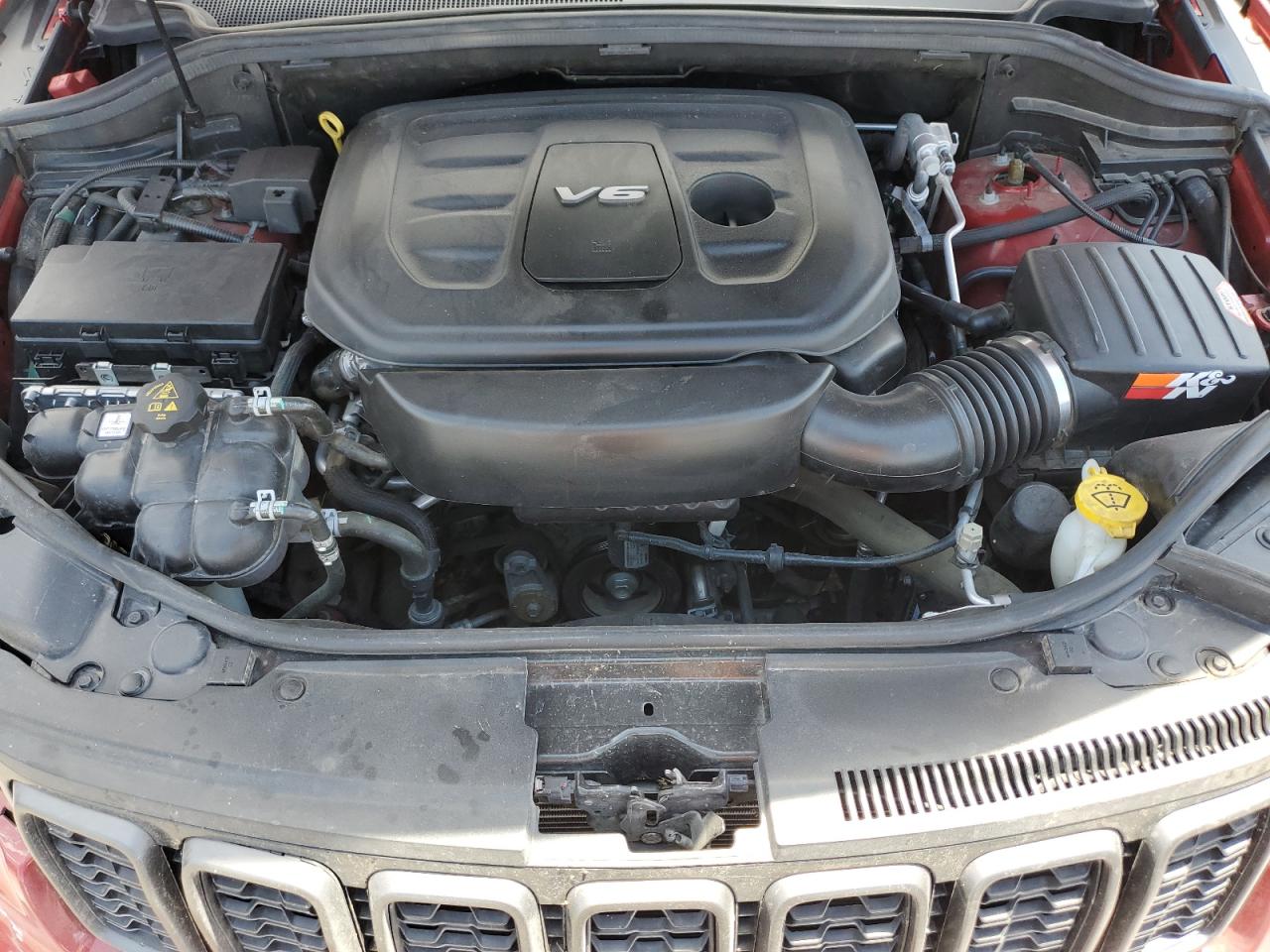 1C4RJFLG1JC446125 2018 Jeep Grand Cherokee Trailhawk