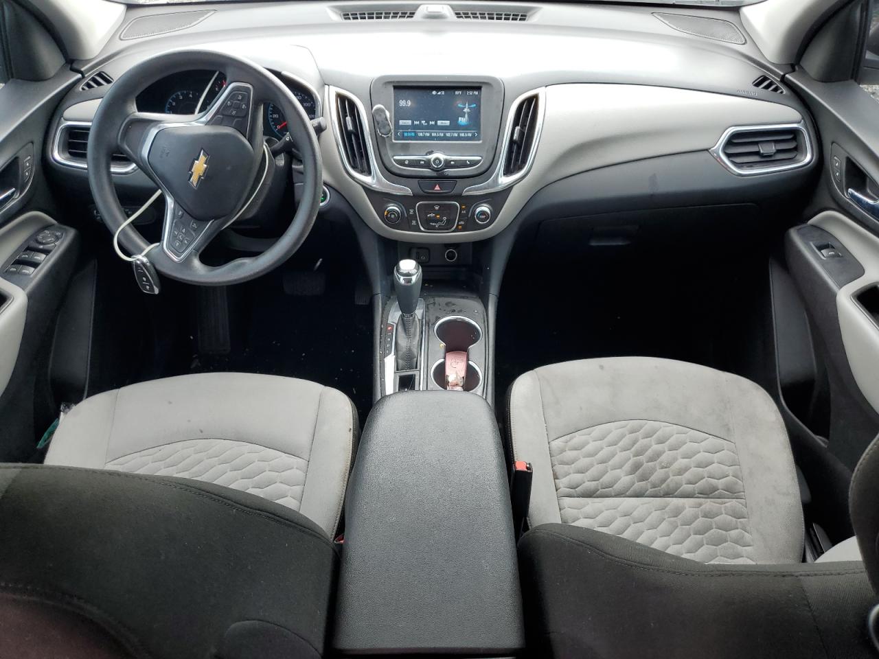 3GNAXHEVXJS561679 2018 Chevrolet Equinox Ls