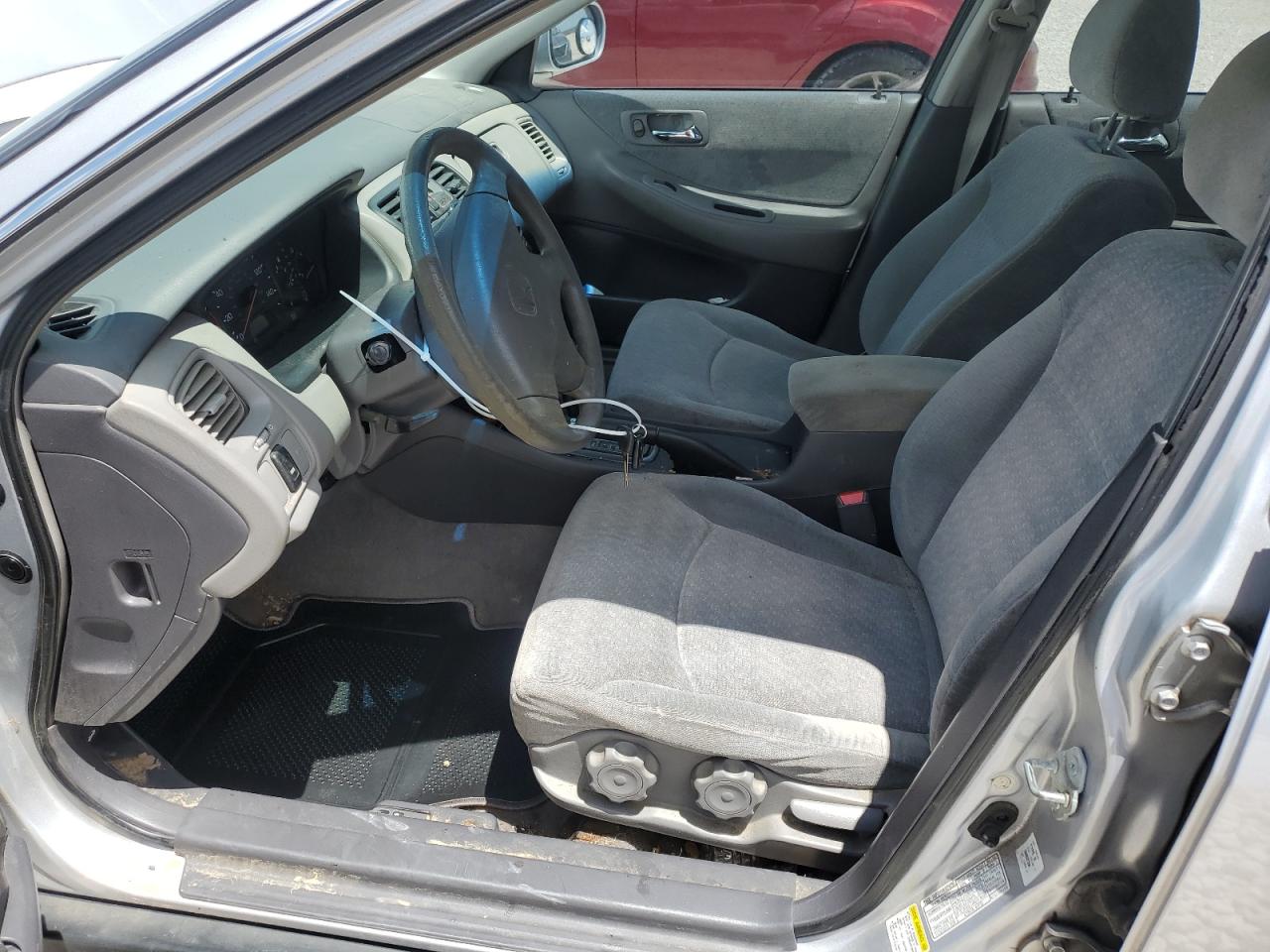 1HGCG56471A037107 2001 Honda Accord Lx