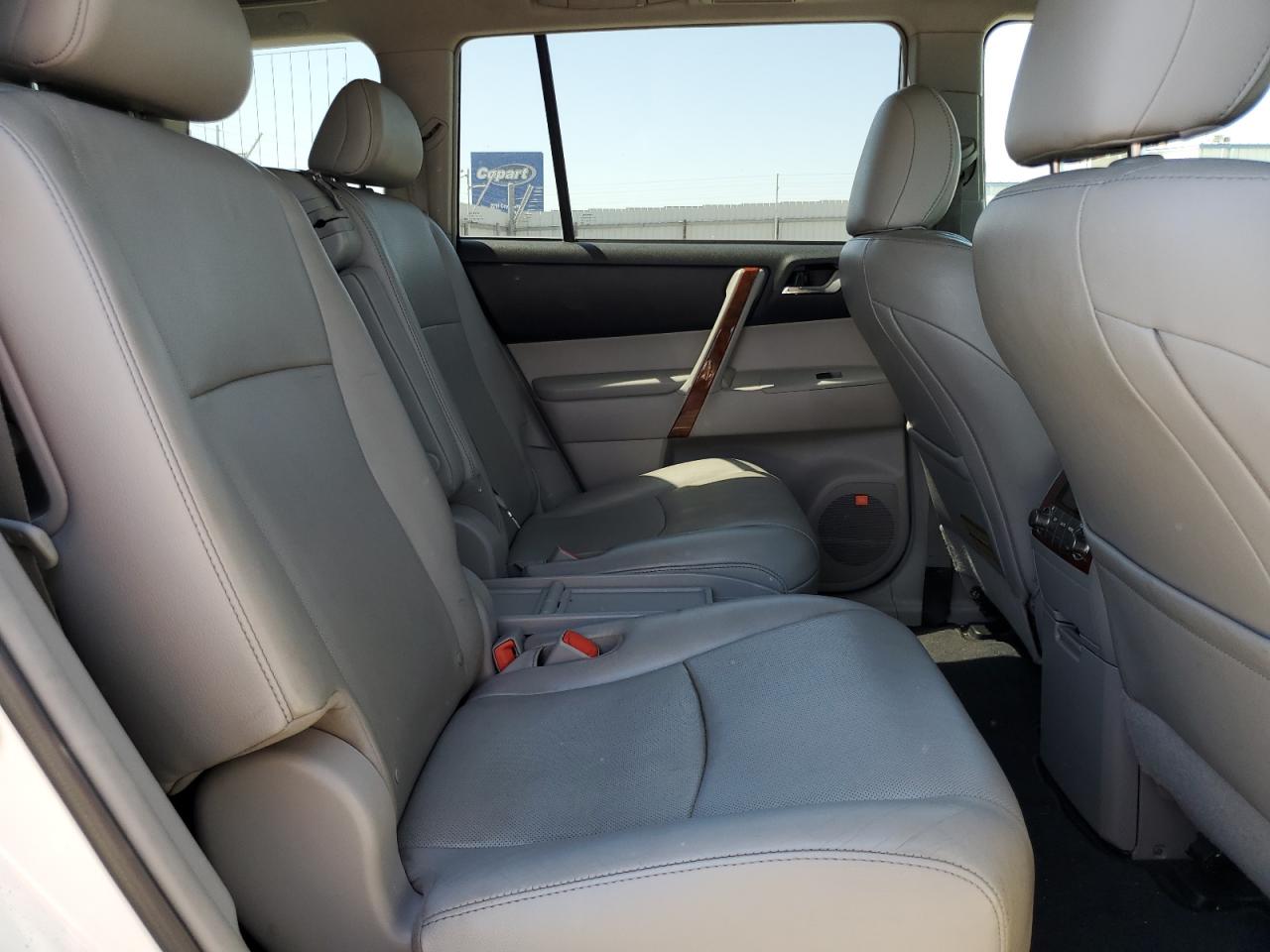 5TDDK3EH7CS171678 2012 Toyota Highlander Limited