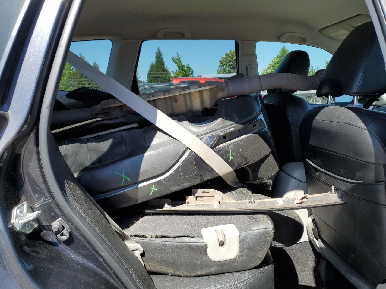 JF2SHABC2BH735762 2011 Subaru Forester 2.5X