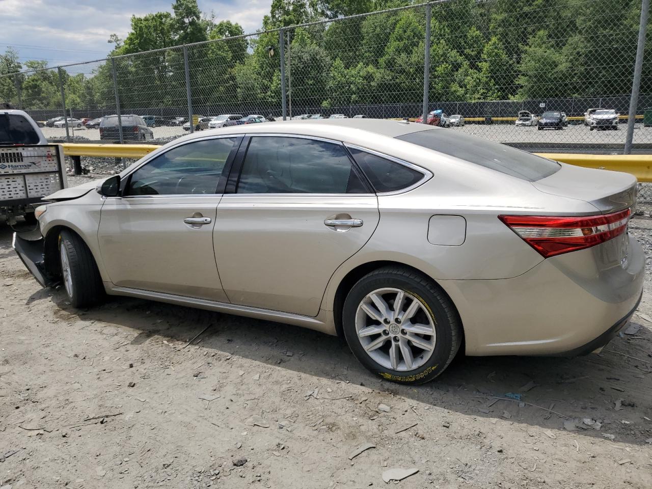 Lot #2905005295 2015 TOYOTA AVALON XLE