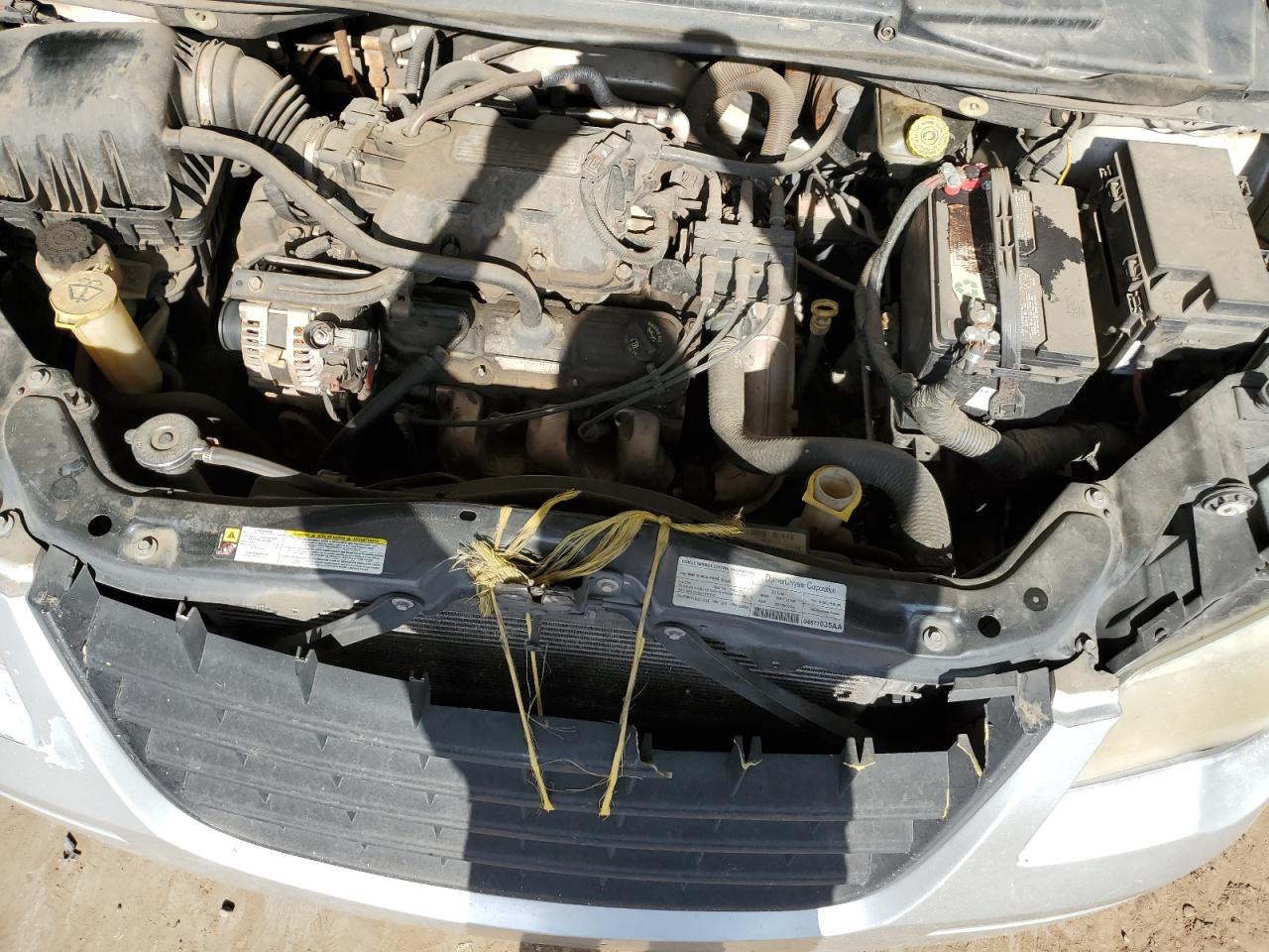 2A8HR44H38R721097 2008 Chrysler Town & Country Lx