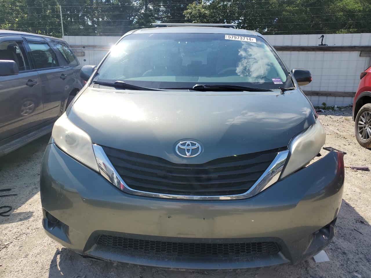 5TDKK3DC4ES517699 2014 Toyota Sienna Le