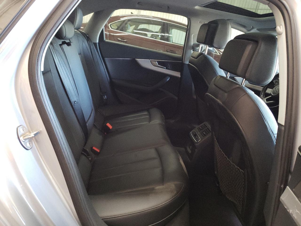 WAUANAF40HN026647 2017 Audi A4 Premium