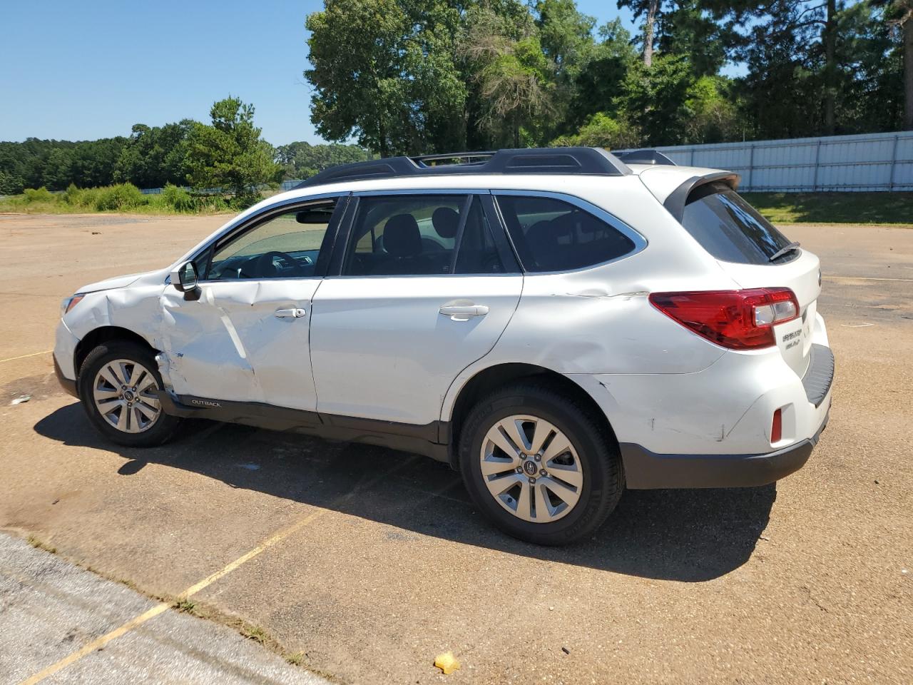 4S4BSADC9H3407219 2017 Subaru Outback 2.5I Premium