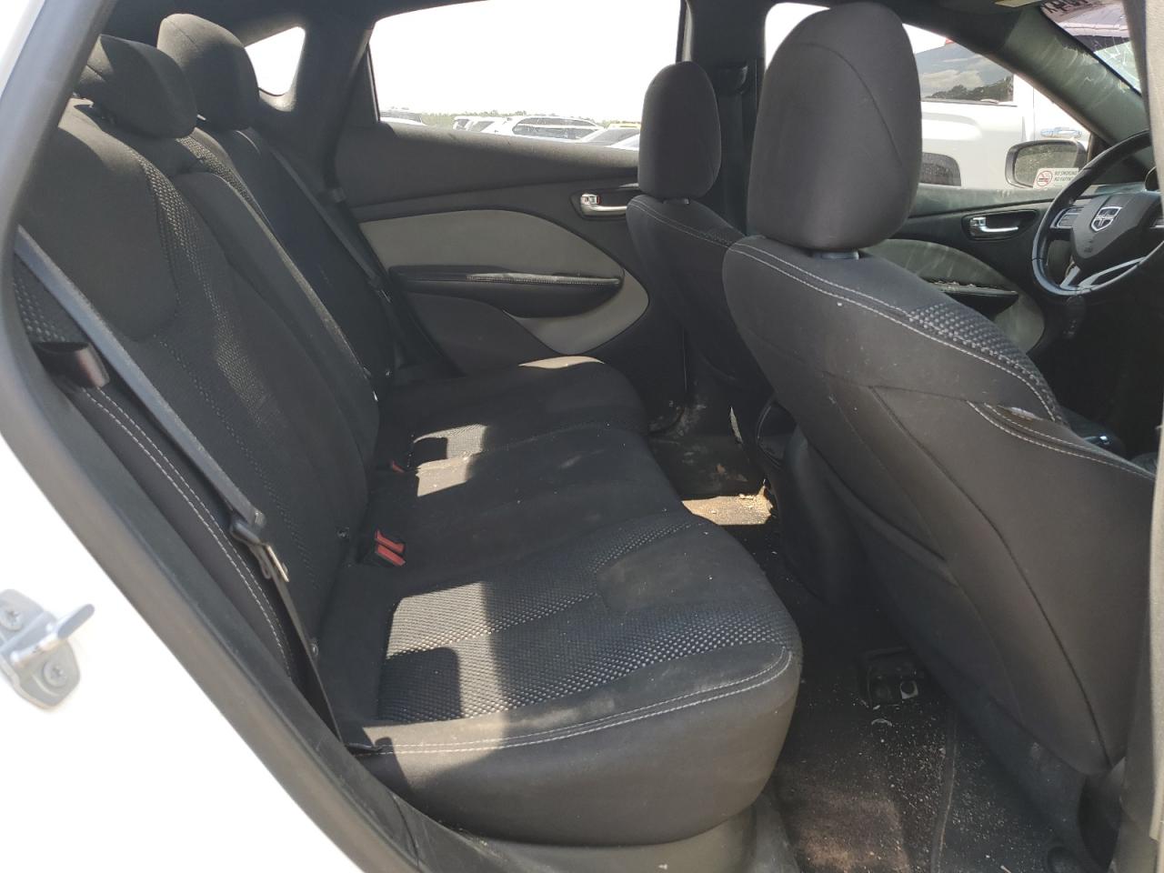 1C3CDFBB9GD515654 2016 Dodge Dart Sxt