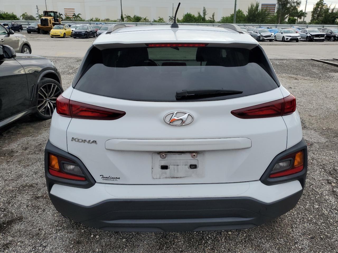 KM8K62AA2JU160378 2018 Hyundai Kona Sel