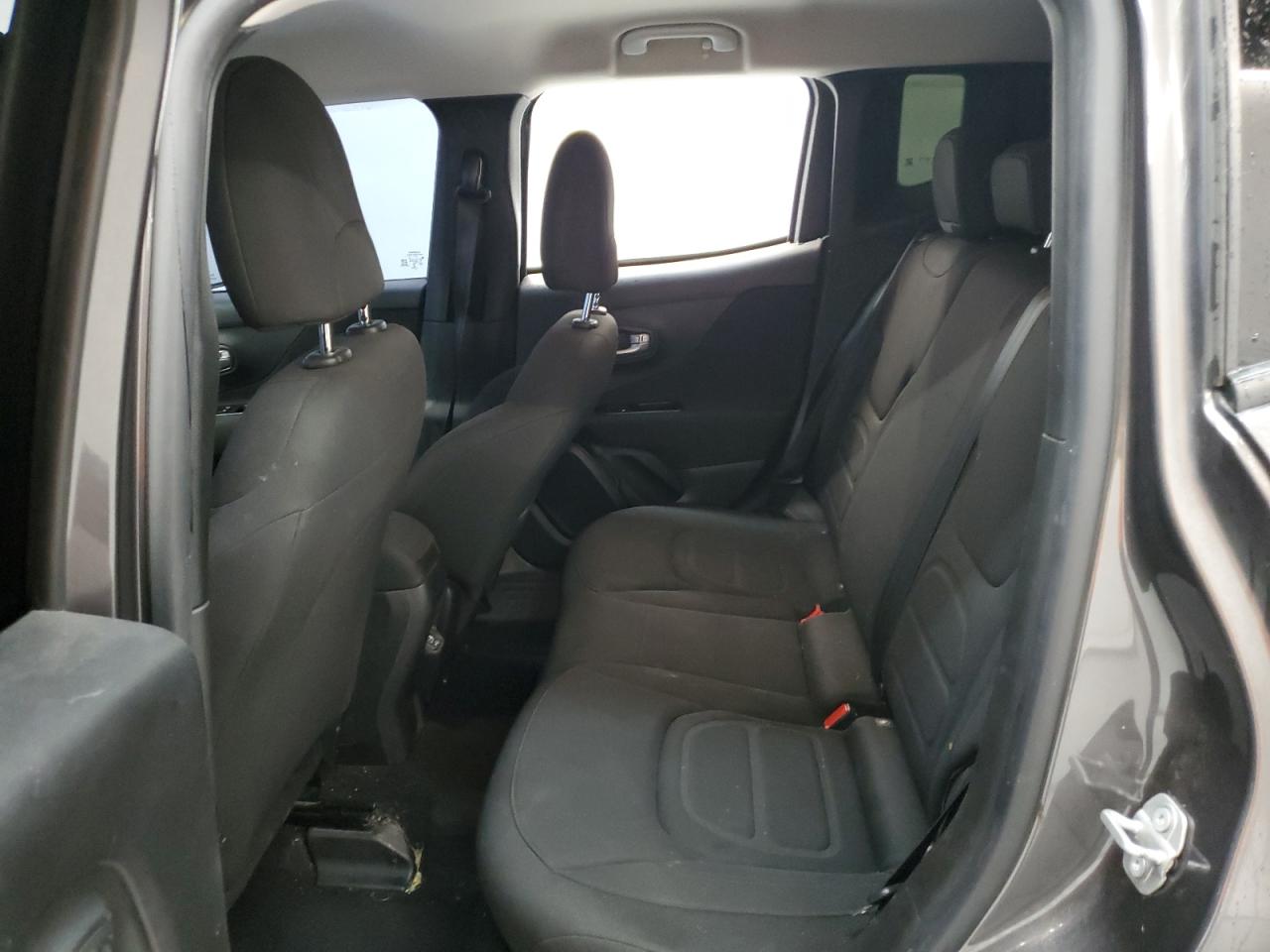 ZACNJABB1KPK75801 2019 Jeep Renegade Latitude