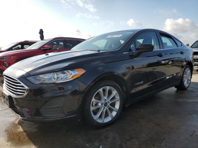 VIN 3FA6P0LU4KR180953 2019 Ford Fusion, SE no.1