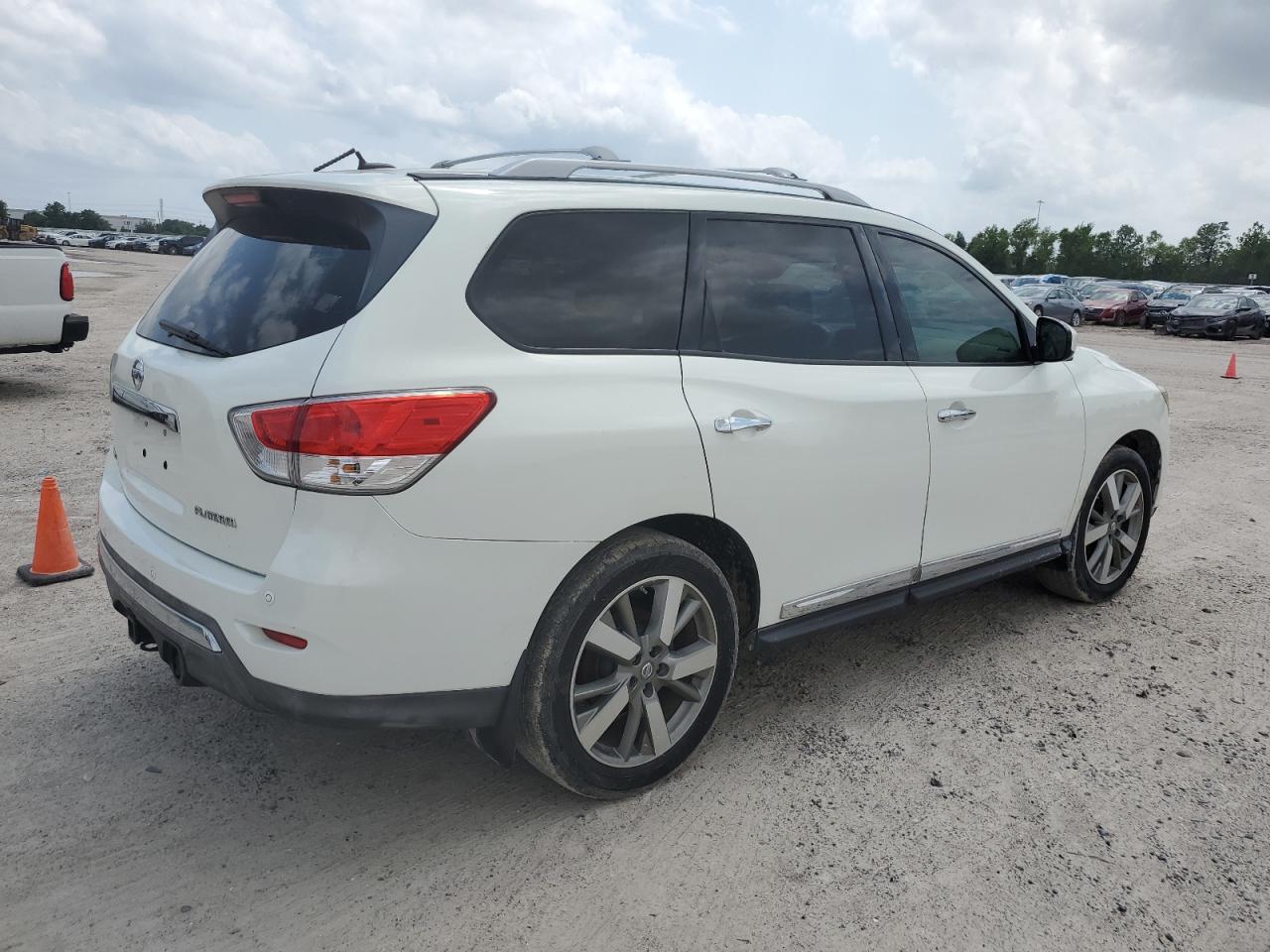 5N1AR2MN0DC603882 2013 Nissan Pathfinder S