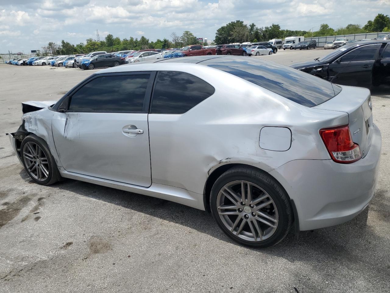 JTKJF5C72B3007051 2011 Toyota Scion Tc