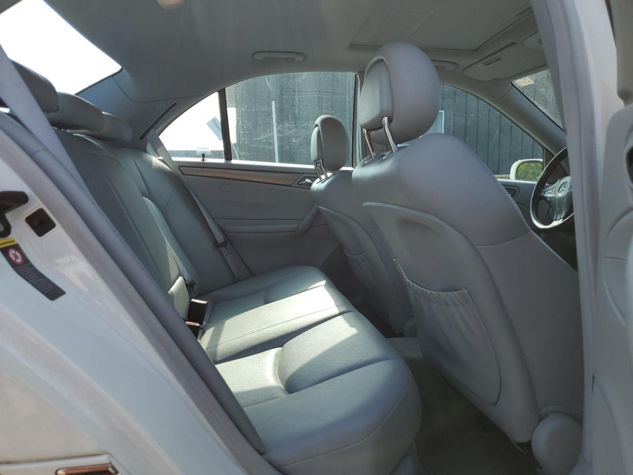 WDBRF40J14F516326 2004 Mercedes-Benz C 230K Sport Sedan