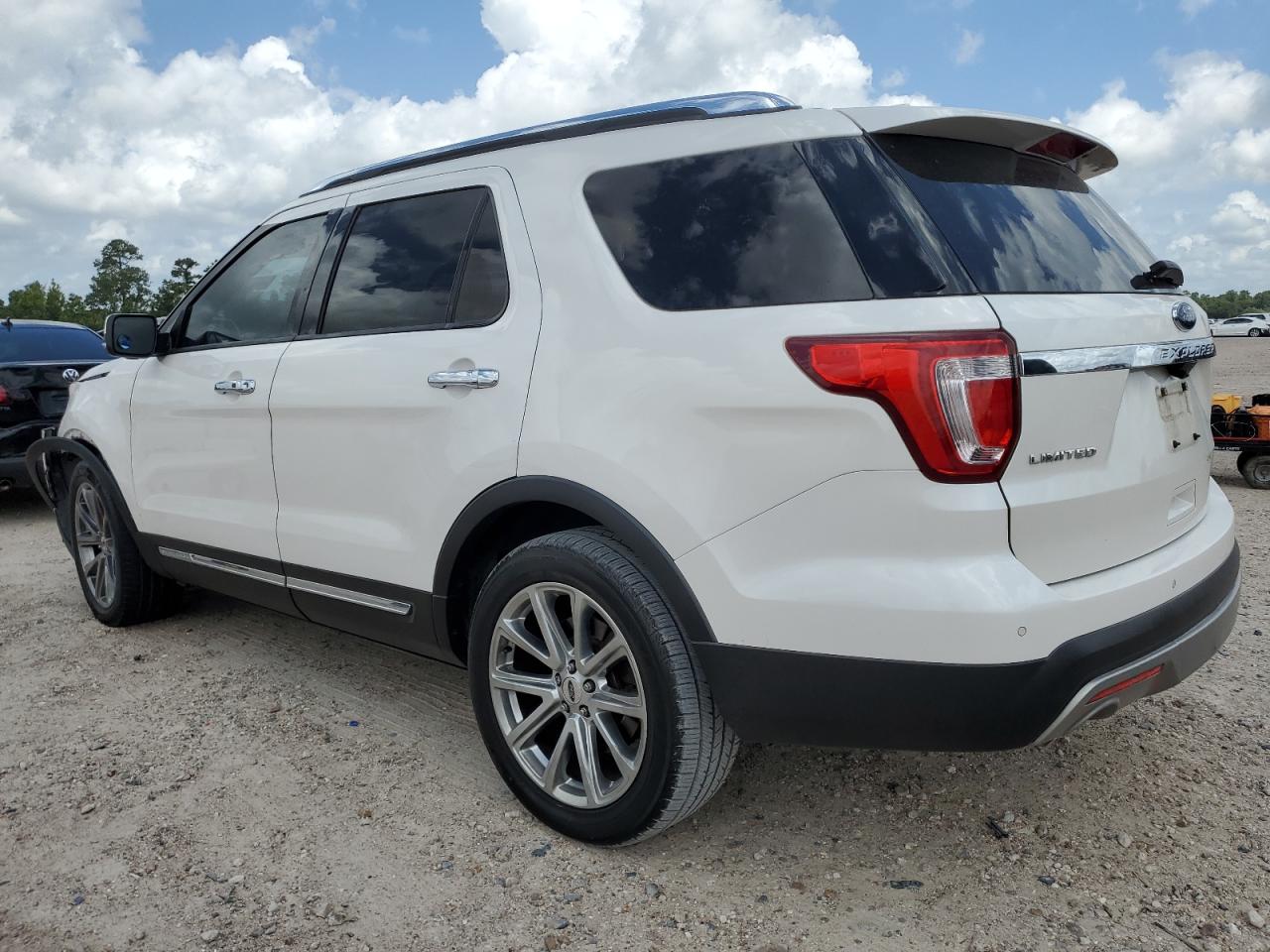 1FM5K7F82HGB37767 2017 Ford Explorer Limited